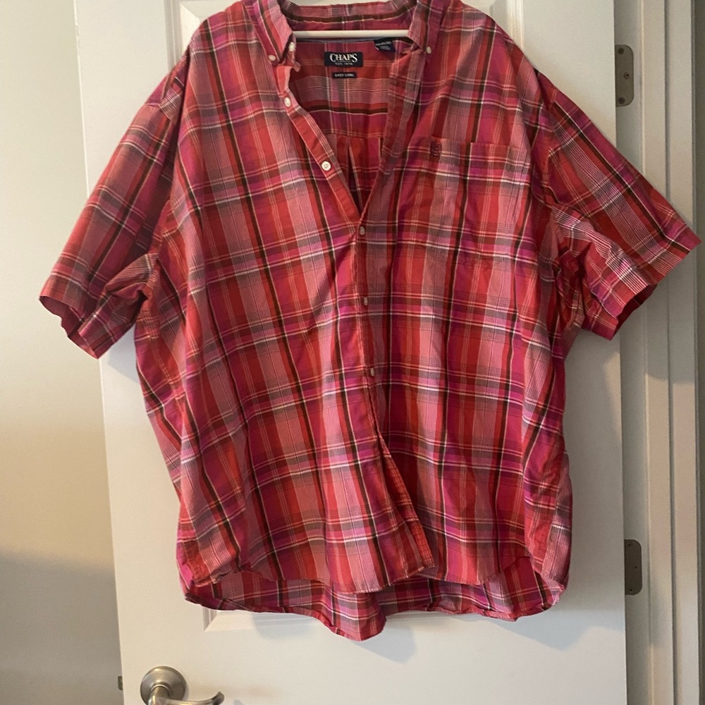 Men’s Red/Maroon/Pink Plaid Short Sleeve Button Up Shirt